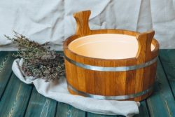 Шайка с пластиковым вкладышем 12 л (Дуб)  
