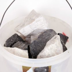 Камень для бани и сауны МИКС кварц+долерит10+10кг  